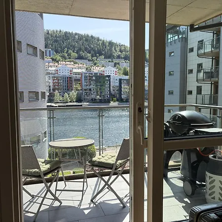Modern Mohlenpris With Seaview *